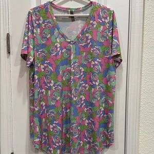 Honeyme Colorful Floral V-Neck Short Sleeve Top